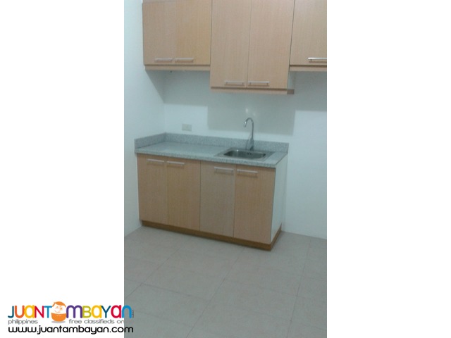 BSA Twin Towers Condo 1 br  semi- Furnished  across Megamall