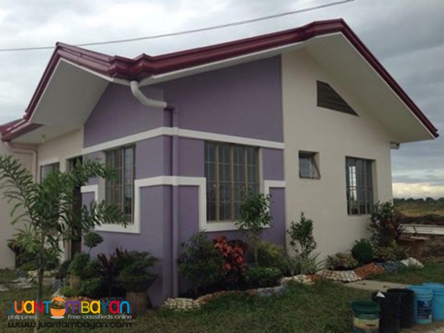 BUNGALOW HOUSE(belle) w/ parking,TILES(COMPLETE) at BAMBOO heights