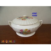P1002 Soup Bowl with Cover, bought in USA. Brand New.