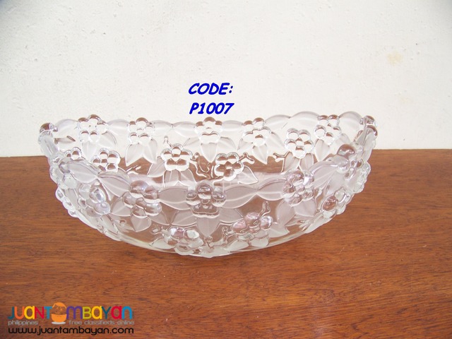 P1007 Crystal Dish, Soup or Fruit Bowl. Bought in USA. Brand New.
