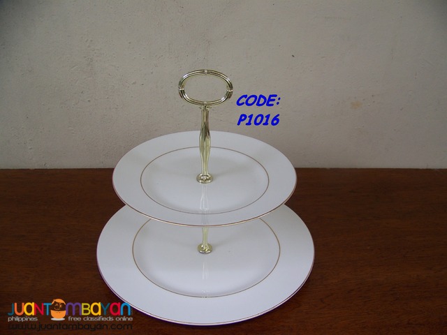 P1016 Two Tier Service Plate. Wedgwood, Made in England.