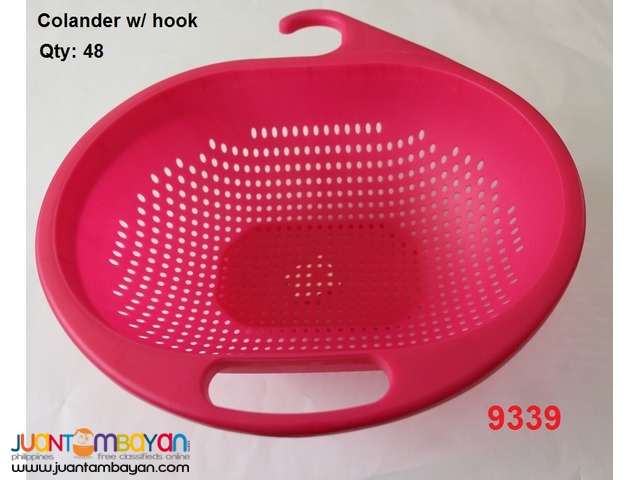 COLANDER WITH HOOK COLANDER WITH HOOK