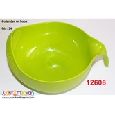 COLANDER WITH HOOK