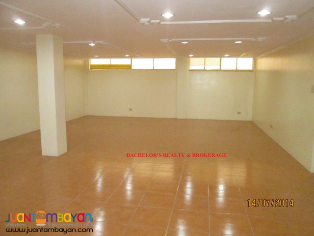 House Single Detached for rent atP120k monthly in Banilad Cebu