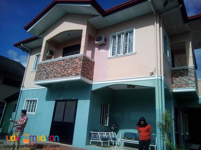 House and Lot in Bf Resort Village Las Pinas Corner Lot with Pool