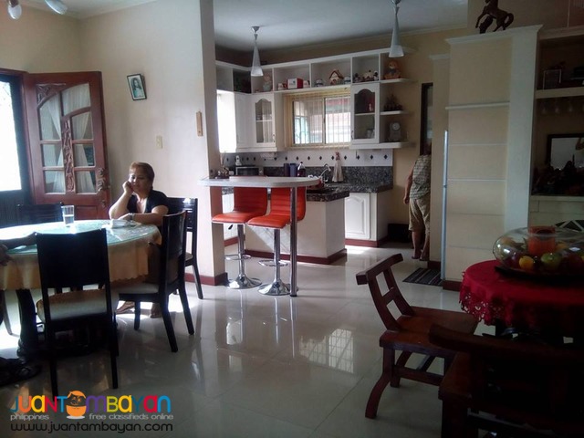 House and Lot in Bf Resort Village Las Pinas Corner Lot with Pool