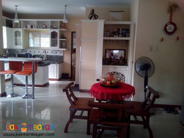 House and Lot in Bf Resort Village Las Pinas Corner Lot with Pool