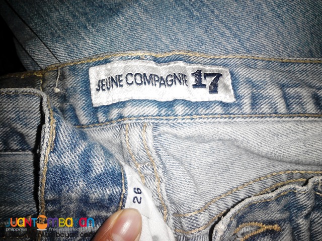 Slightly used Jeune Compagne 17 jeans