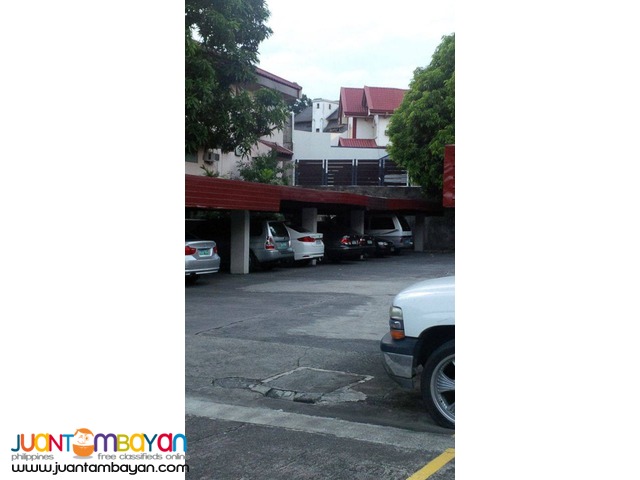 Alabang 2BR Unit with Parking For Rent