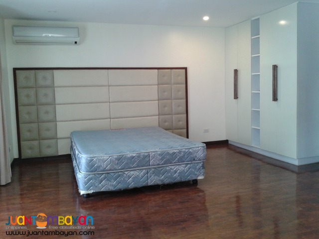 Semi-furnished Townhome at Beverly Glen, Lahug Cebu City