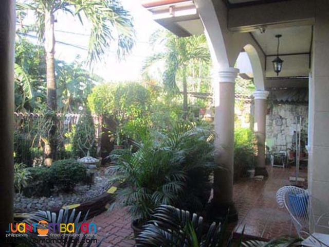 PH307 Batasan Hill QC House and Lot Near Sm North for Sale