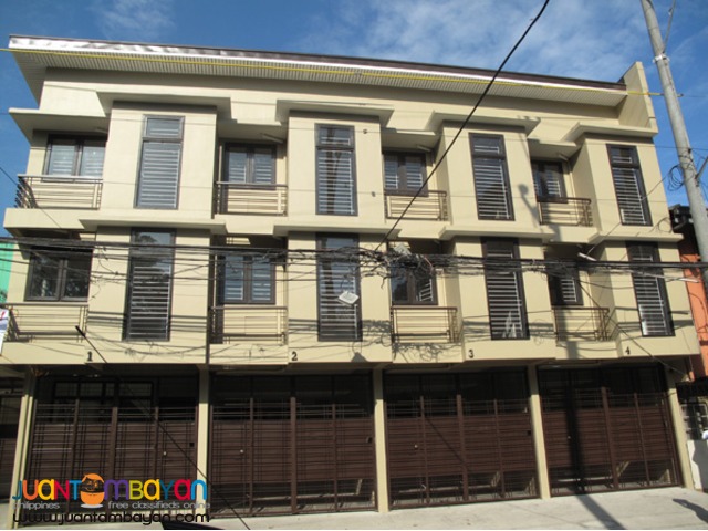 PH154 Affordable Manila Townhouse 