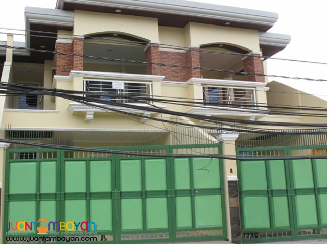 PH33  Large House in Kingsville Quezon City