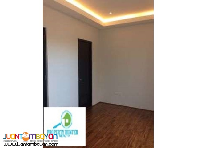 PH264 New Intramuros Village Townhouse