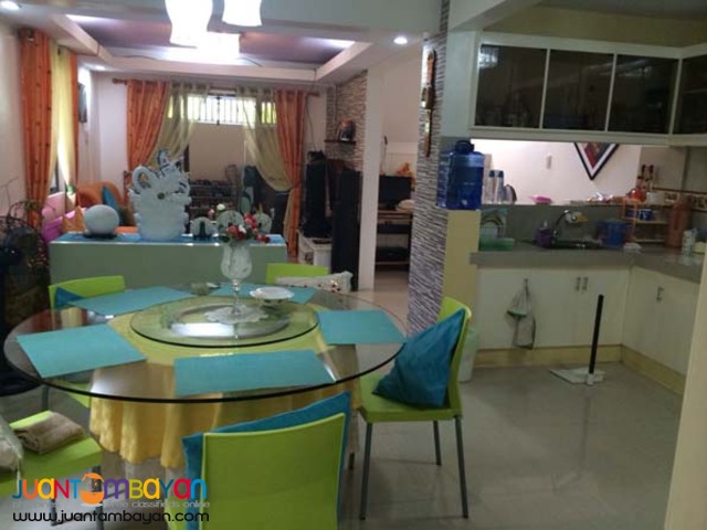 PH249 Batasan Hill House and Lot for Sale 