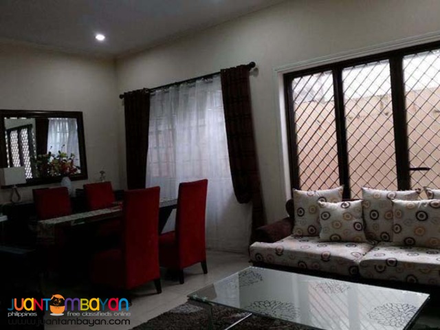 PH328 House and Lot in Batasan Hills Commonwealth Q.C