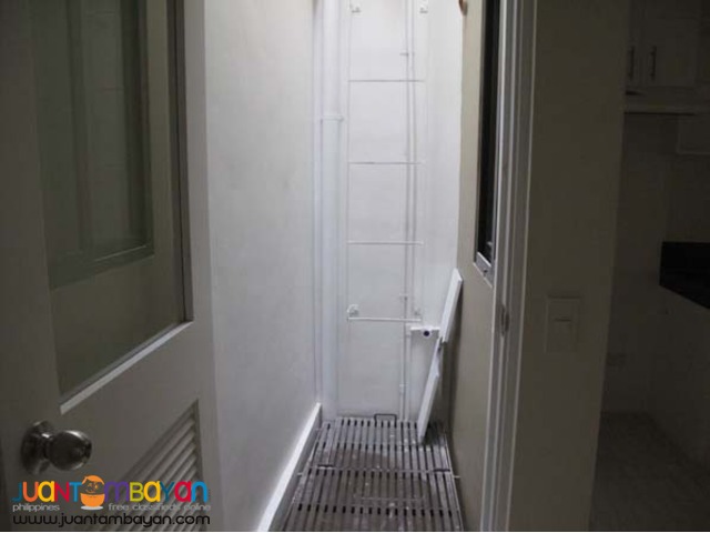 PH363 Townhouse in Sta. Ana Area 