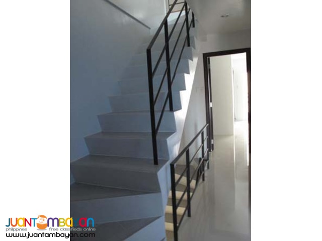 PH127 Mandaluyong House and Lot 