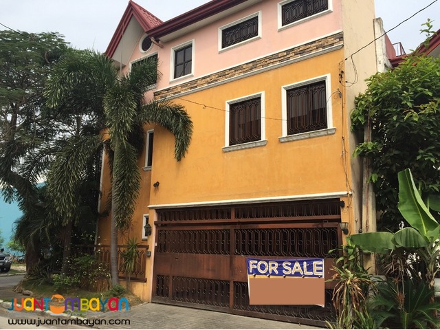 PH187 Townhouse in Greenwoods Pasig For Sale