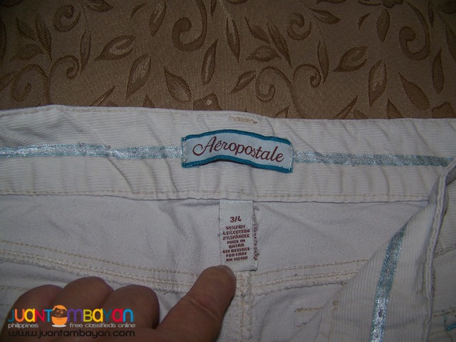 Pre-Loved CAP8101 AEROPOSTALE. Lady's Pants. Bought in USA.