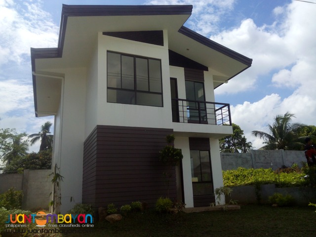  two  storey house&lot in aspen heights subd communal buhangin 