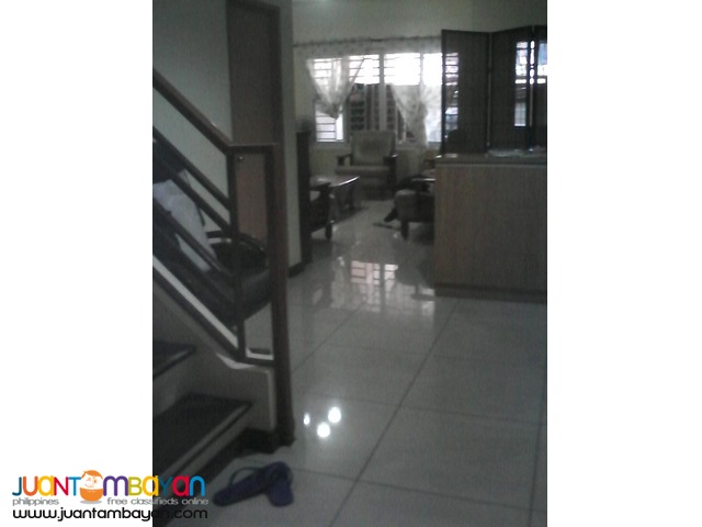Townhouse in Retiro Sta Mesa Heights Newly Renovated For Sale