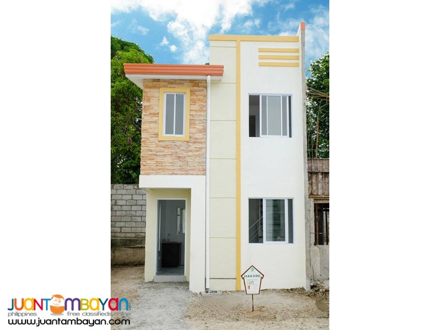 Buy 2-storey townhouse in Muntinlupa City near Filinvest City