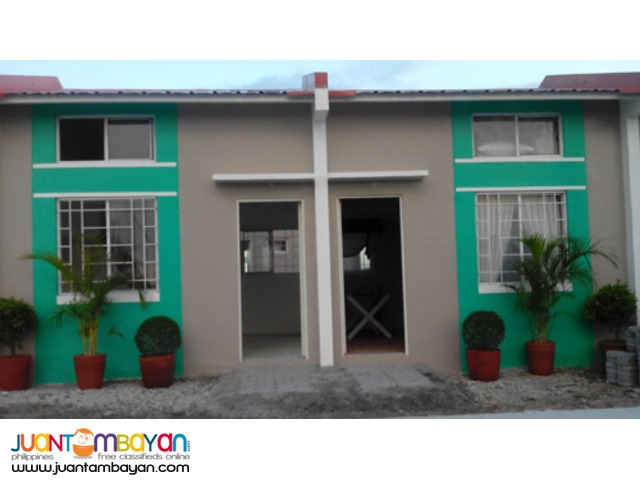 Rowhouse with loft in Wellington Tanza Cavite