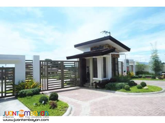 LOT ONLY IN ILUMINA ESTATE 