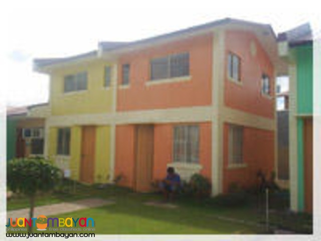 Celia Model in Wellington Place Gen.Trias via Imus Cavite, Townhouse