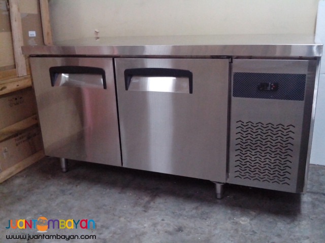 CHILLER REFRIGERATOR (Undercounter) for SALE!!! CHILLER REFRIGERATOR (Undercounter) for SALE!!!