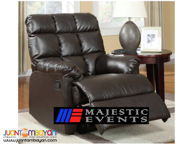 Elegant Recliner's Chair for rent Elegant Recliner's Chair for rent
