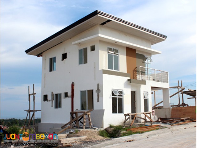 House at Velmiro Heights Subd. Tungha an Minglanilla Cebu 