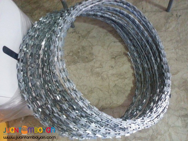 Razor Barb Wire P300.00 only per roll . GRAB YOURS NOW !!!