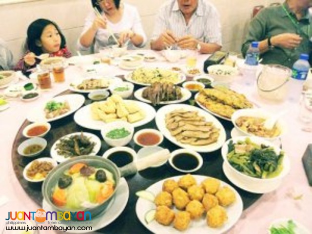 EXPLORE Hong Kong Tour Package EXPLORE Hong Kong Tour Package