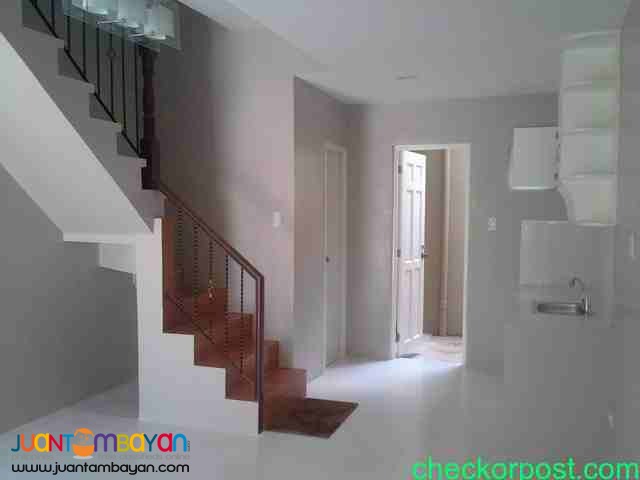 SUMMERFIELD Townhouse For Sale near Unciano Antipolo