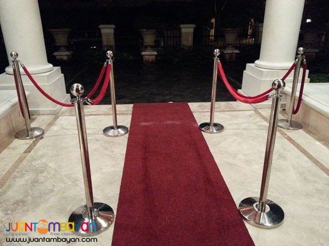 20 PCS STANCHIONS WITH RED VELVET ROPE