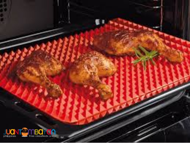 Pyramid Pan Non Stick Fat Reducing Silicone Cooking Mat 