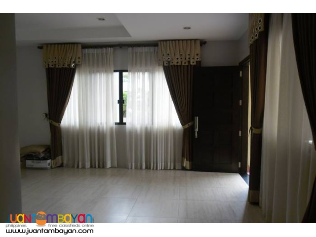 Unfurnished 5 Bedroom Bungalow House For Rent in Banilad Cebu City