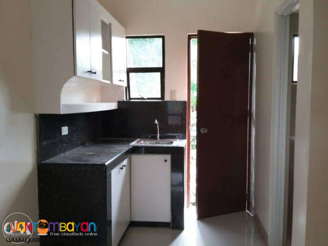 Townhouse in antipolo near in robinson before simbahan antipolo