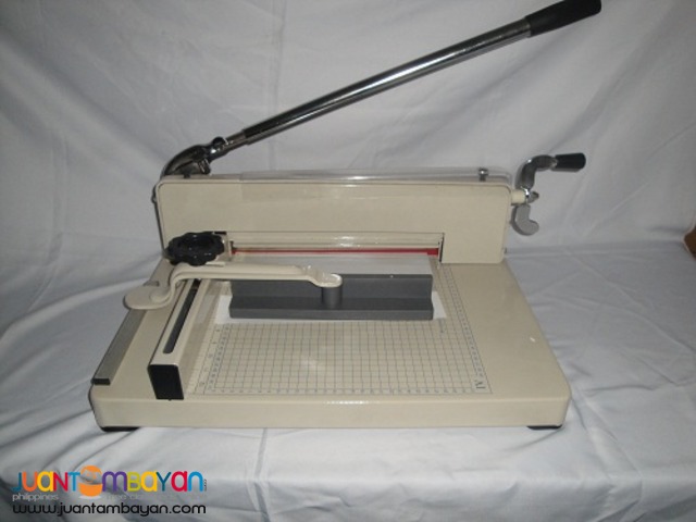 Polaris Ream cutter A4 heavy duty Polaris Ream cutter A4 heavy duty