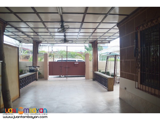 For rent well maintained Bungalow