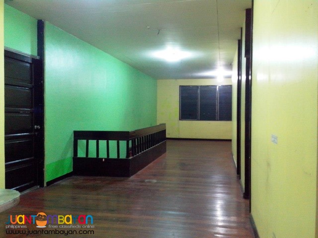 15k For Rent 3 Bedroom Unufrnished Apartment in Banawa Cebu City