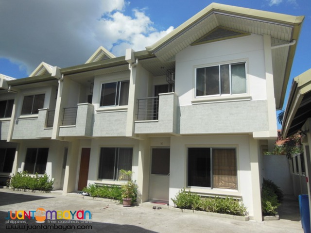 End-Unit Furnished Townhouse apartment for RENT