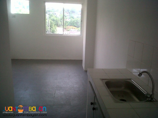 102 Plaza Condominium (ELAINE Tower)