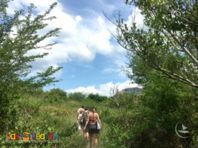 Taal volcano tour, one of the most popular active volcano