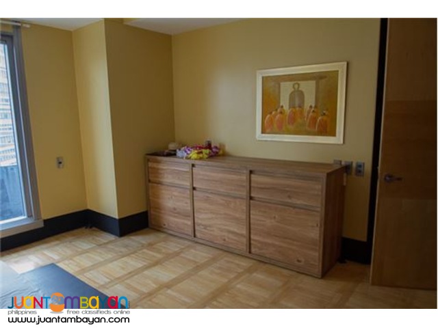 10,200,000 FOR SALE!!! 1 BR Unit at One McKinley Place , Taguig City