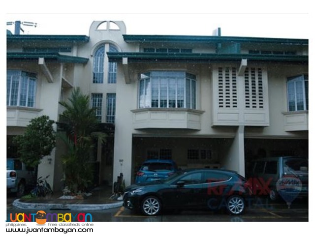 FOR SALE!! 4 Bedroom Townhouse in Casa Verde , Pasig City