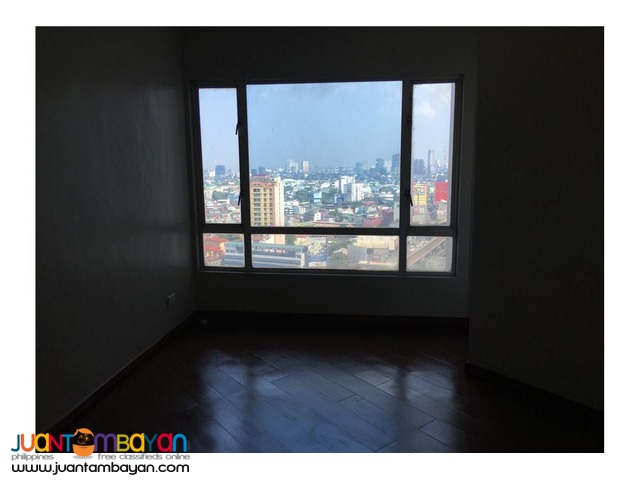 FOR SALE!!! Huge condo in the center of Cubao, Quezon City