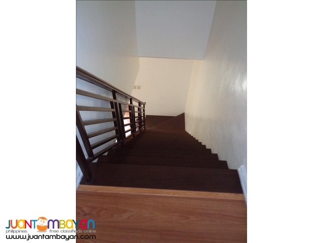 RFO Townhouse For Sale in Tandang Sora, Quezon City